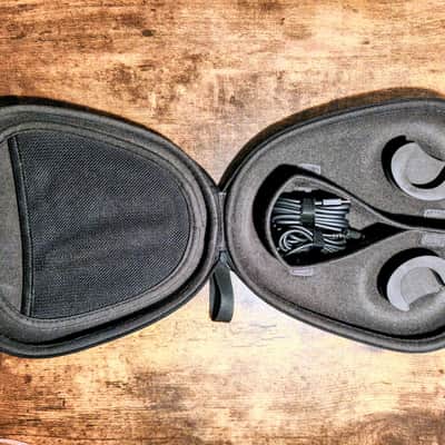 Focal Bathys Wireless HiFi Headphones with ANC image 9
