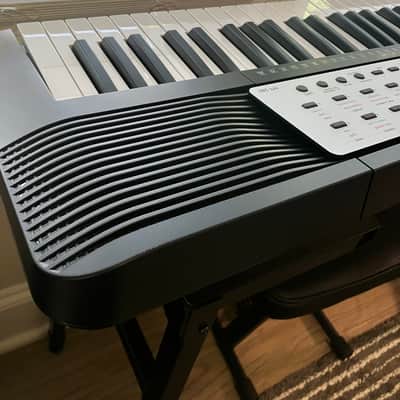 Yamaha YPT-280 61-Key Portable Keyboard w/ Gator Soft Case image 7