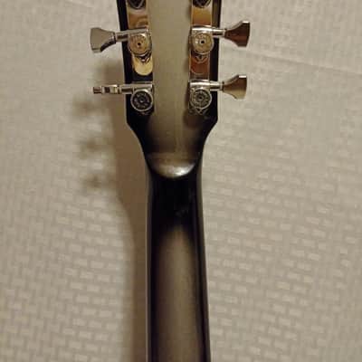 Dunable R2 DE 2022 - Silverburst w/ Upgraded Tuners & Straplocks image 5