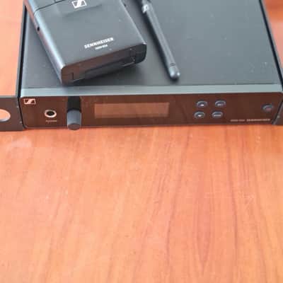 Sennheiser 🎤 Sennheiser XSW IEM SR Rack Transmitter Set with Bodypack Receiver, Antenna & Power Supply | 823.2–831.8 MHz image 2