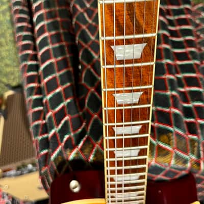 Immagine Vintage Guitars V100 ICON  Electric Guitar ~ Distressed - LEMON DROP “SUPER FLAME MAPLE TOP” Free Case Incl. - 11