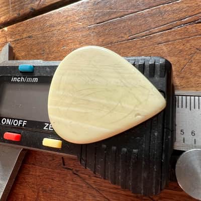 Antique Vintage Selmer Phenolic Gypsy pick Manouche Django Reinhardt Rare image 8