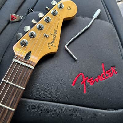 Fender Player II Stratocaster 2024 - Present - Transparent Cherry Burst image 4