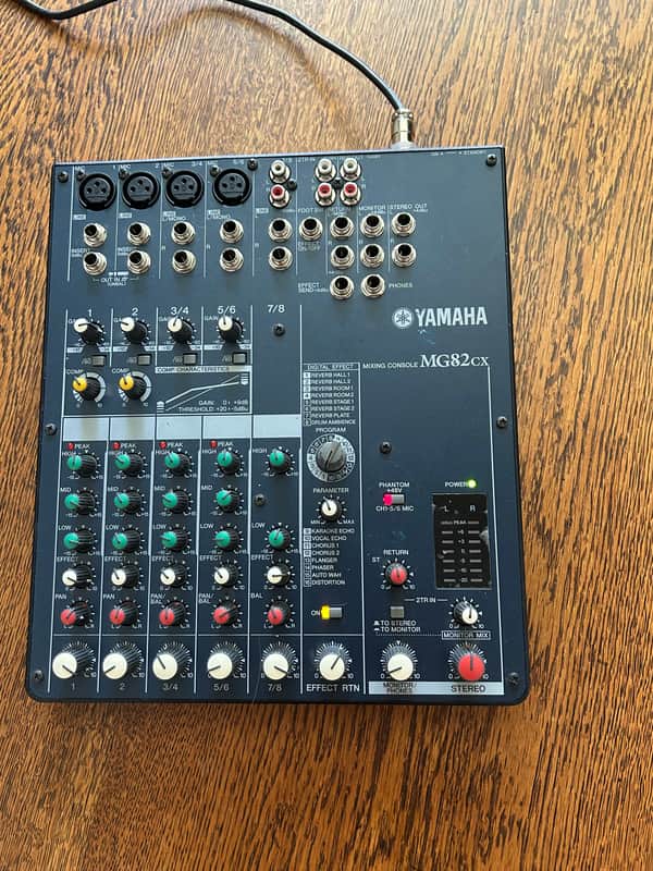 Yamaha MG82CX 8 Channel Mixer image 1