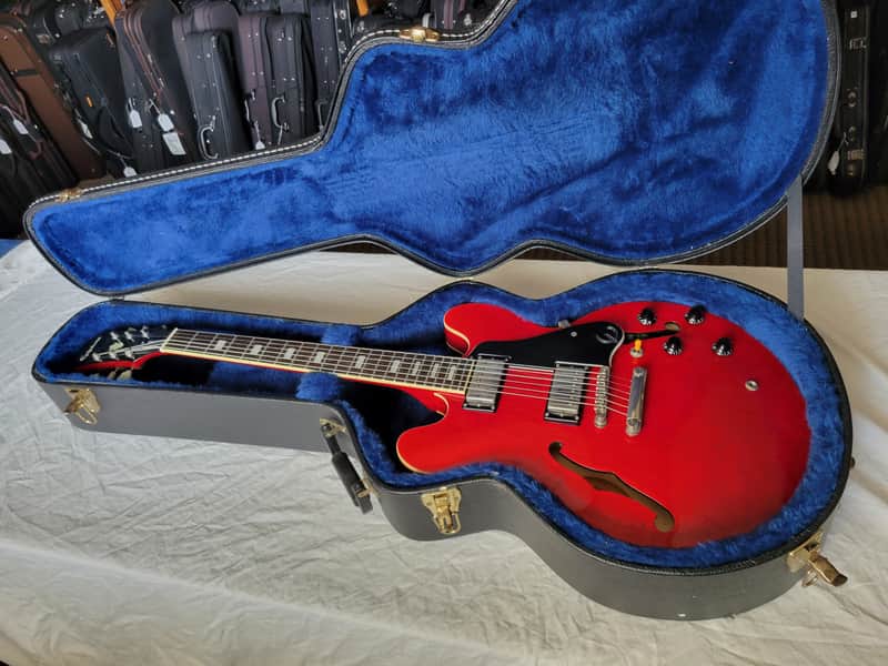 Epiphone Dot ES 335 Pro, circa 2013 with Zero Glide Nut & TKL Ibanez hardshell case