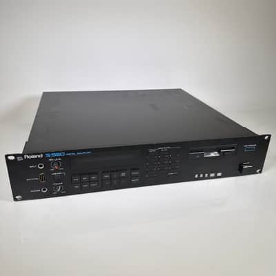 Roland S-550 Vintage Digital Sampler Rack Module 12-Bit