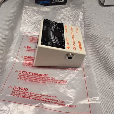 Boss TU-3S Chromatic Tuner image 5