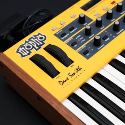 Dave Smith Instruments Mopho 32-Key Monophonic Synthesizer 2011 - 2016 - Yellow with Wood Sides image 2