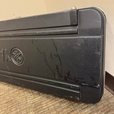 Yamaha Fitted Electric Bass Molded Case image 3