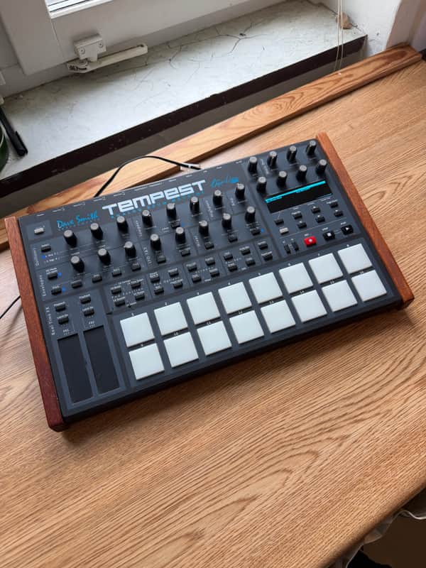 Dave Smith Instruments Tempest 6-Voice Drum Machine 2011 - 2018 - Black with Wood Sides image 1