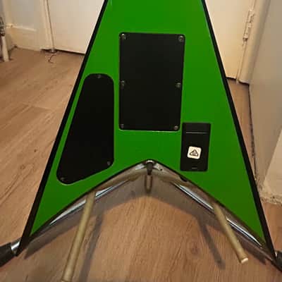 Jackson X Series KVXMG King V with Laurel Fretboard 2020 - Present - Slime Green with Black Bevels image 7