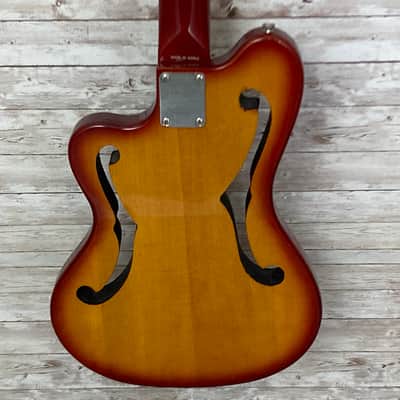 Series 10 Scroll Bass image 6