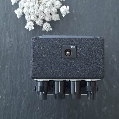 Boss FDR-1 Fender '65 Deluxe Reverb-Amp 2007 - 2012 - Black image 5