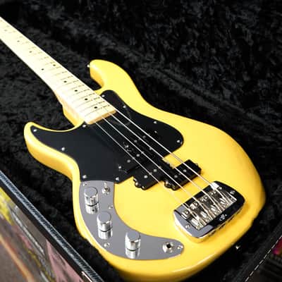 G&L USA Custom Shop Matador Butterscotch Blonde Left Handed 4-String Bass w/ Black Tolex Case (2025) image 10