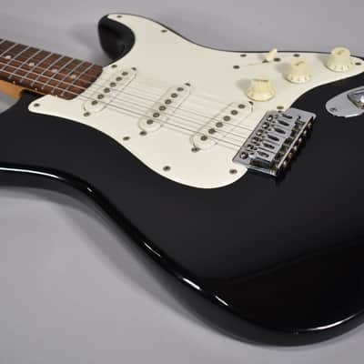 2009 Squier Bullet Stratocaster Black image 10