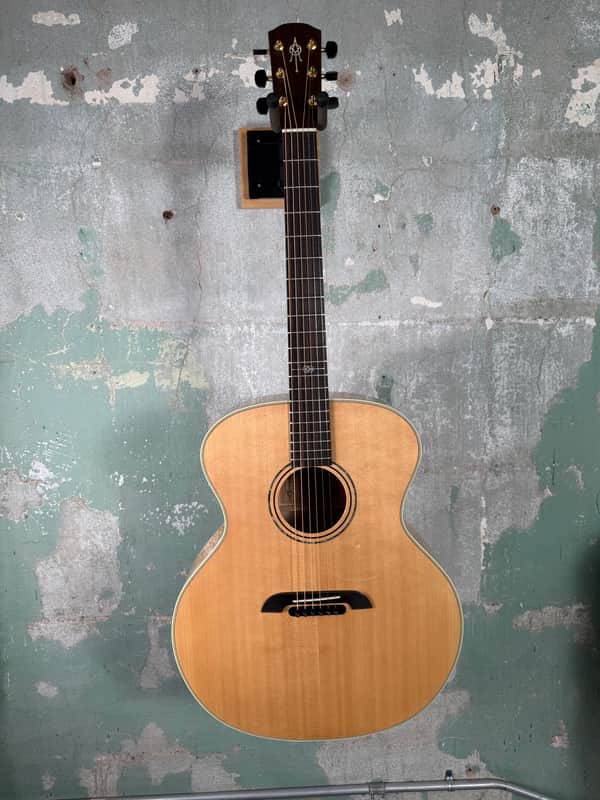 Alvarez Yairi Masterworks Jumbo - Flamed Maple Natural #5385 image 1