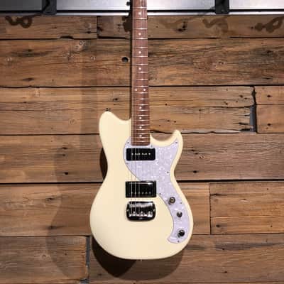 G&L Fallout - Vintage White image 2