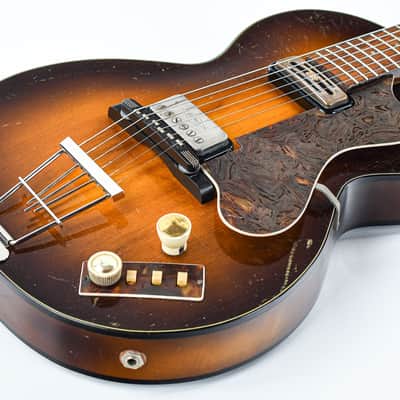 Hofner Club 40 Sunburst 1963 image 11