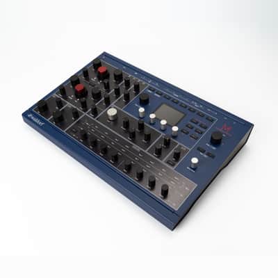 Waldorf M M 8-Voice (WALDORF CASE INCLUDED) Wavetable Desktop Synthesizer [B-STOCK] 2021 - Present - Blue image 1