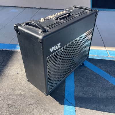 Vox Valvetronix AD100VT 100-Watt 2x12" Digital Modeling Guitar Combo 2005 - 2008 - Black image 2