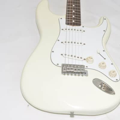 YAMAHA ST400R Stratocaster type 80s Electric Guitar Ref No. 6901 image 2