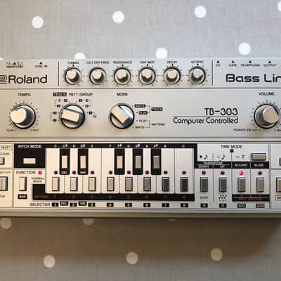 Roland TB-303 Bass Line Synthesizer Module