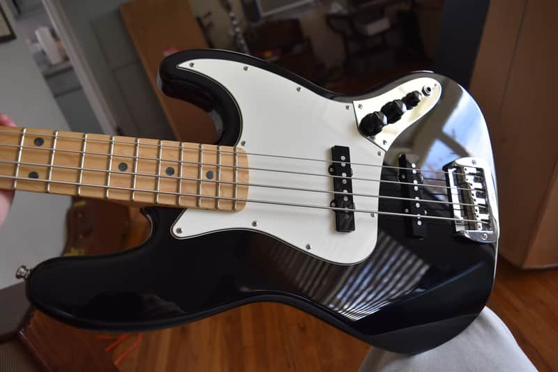 G&L JB bass, 2021, Gloss black, USA Fullerton Deluxe, HSC & paperwork