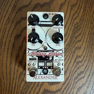 Alexander Pedals History Lesson Delay 2010s image 1