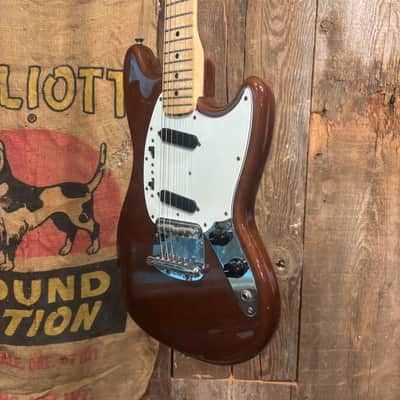 Fender Mustang Guitar with Maple Fretboard 1976 - Walnut (Mocha) image 2