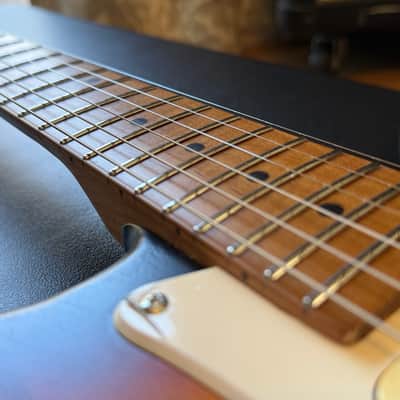 ALK Custom S-62 Relic – Roasted Flame Maple – Stainless Frets – Series Mod – Gotoh / Hipshot – Hard Case image 9