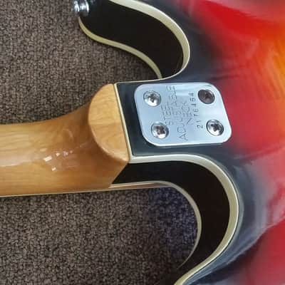 70's Univox Coily U1825 ES 335 size thinline hollowbody 3-Tone Sunburst image 9