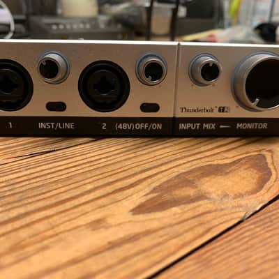 Resident Audio T2 Thunderbolt Interface image 3