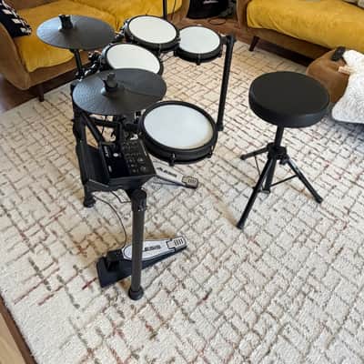 Alesis Nitro Max Kit Electronic Drum Set 2023 - Present - Black image 2