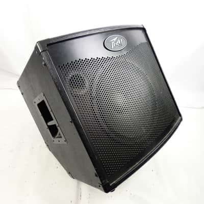 Used Peavey TKO 115 TOUR SERIES BASS COMBO Bass Amps image 6