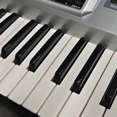 Roland Fantom G7 ✅ Ultimate 76-Key Workstation Flagship ✅ Advanced SonicCell Sound Engine ✅ Fully Checked & Cleaned ✅ Massive Color Display & Sequencing Power ✅ Worldwide Shipping image 10