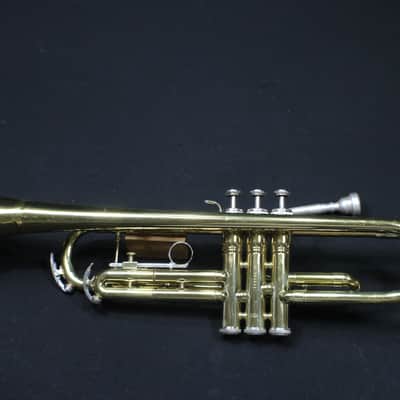 A King Model 600 Bb Trumpet in it's Original Case A Really Nice Horn # 11 T image 6
