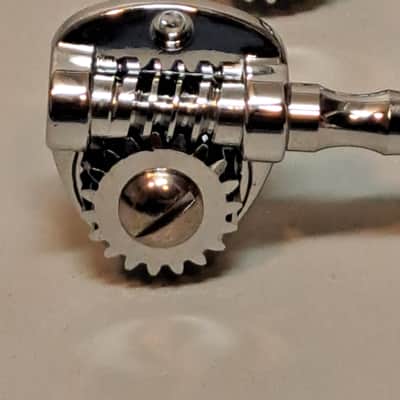 Jin Ho Bass Guitar Tuning Machines Tuners- Set of 4 In-line on Bass Side- Chrome image 2