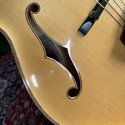 Immagine 2014 Wyatt Wilkie Strathcona Custom Archtop w/ Kent Armstrong + Calton Case - 14