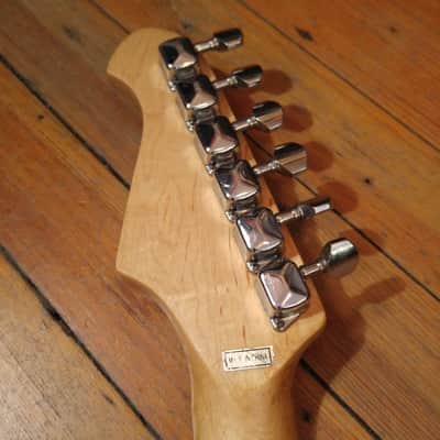 Fullerton Single Humbucker Doublecut Electric Red image 10