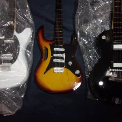 PICK 1 High Detailed Mini 10" Wood Electric Guitar Strat RG SG Tele LP Mocking Bird image 6