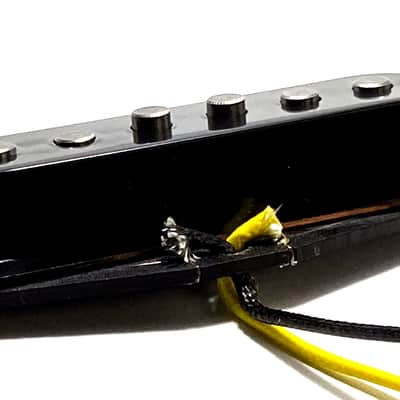 Strat Pure Vintage Middle Position Dedicated Pickup, Early Strat Performance AlNiCo 5 Single Coil, Black Cover image 3