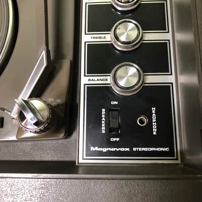 1970 Magnavox Port. Record Ch. Stereo - Fully Refurbished, Turntable image 9