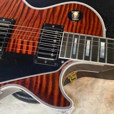 NEW! Gibson Dealer Select Custom Shop Les Paul Custom - Hand Picked AAA Figured Flame Top - Root Beer / Walnut Finish - Authorized Dealer - 9.4 lbs - G06950 image 4