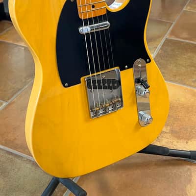 Fender American Vintage Reissue ‘52 Telecaster w/Hardshell Case, Butterscotch Blonde image 5