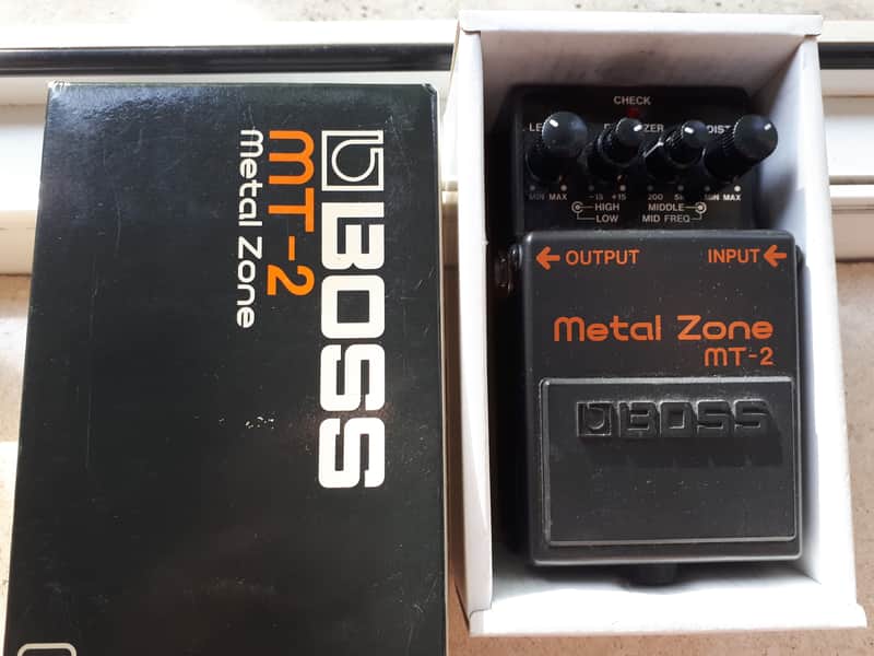 Boss MT-2 Metal Zone (Silver Label) 1991 - Present - Black image 1