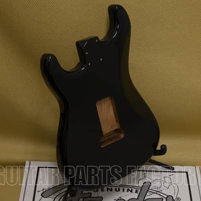 099-7103-706 Fender Deluxe Series Stratocaster Alder Guitar Body Black image 4