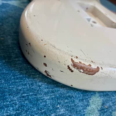 Unknown Stratocaster body cream white image 4