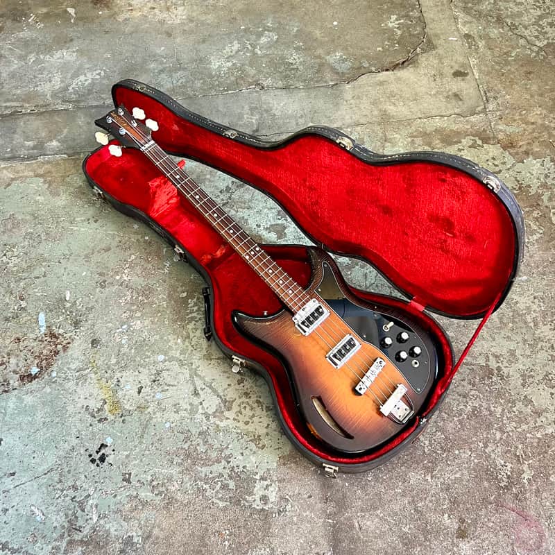 Kustom K-200 Bass Guitar