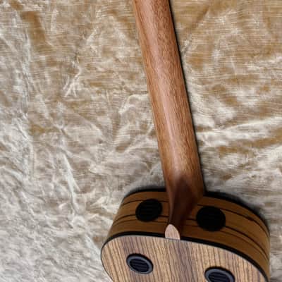 Liger Ukulele • Professional Tenor Ukulele with Built-in Amp and Speaker image 18