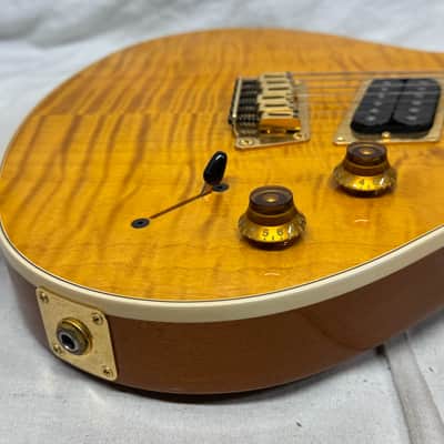 Gibson Nighthawk night hawk Guitar with Case 1995 image 17